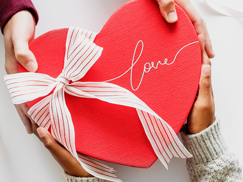 Saint-Valentin: 6 idées cadeaux drôles et originales